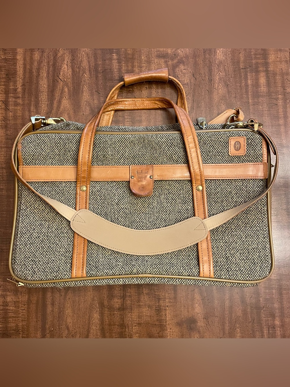 EUC Vintage Hartmann Tweed and Tan Leather Carry-on Weekender Bag